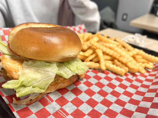 Photo of CRUNCHYZ Pizza & Burgers - 12544 132 Ave NW, Edmonton, AB T5L 3P9